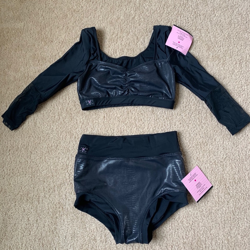 NWT kandi kouture AS 2 piece dance wear